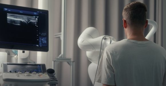 Person diagnosed via ultra sound device