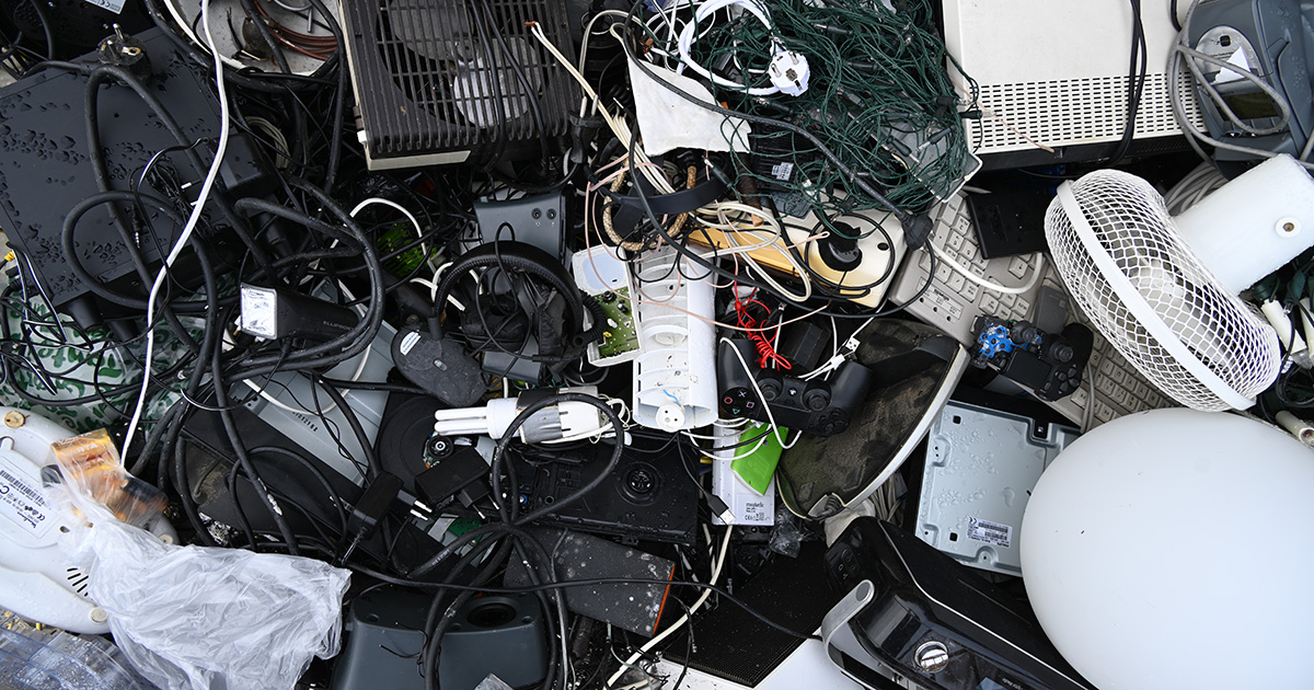 Billede af en bunke plastikaffald fra en genbrugsplads