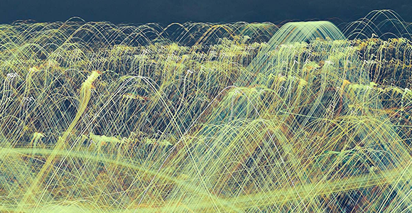 Abstrakte og visuelle kurver på mørk baggrund, der repræsenterer syntetiske data