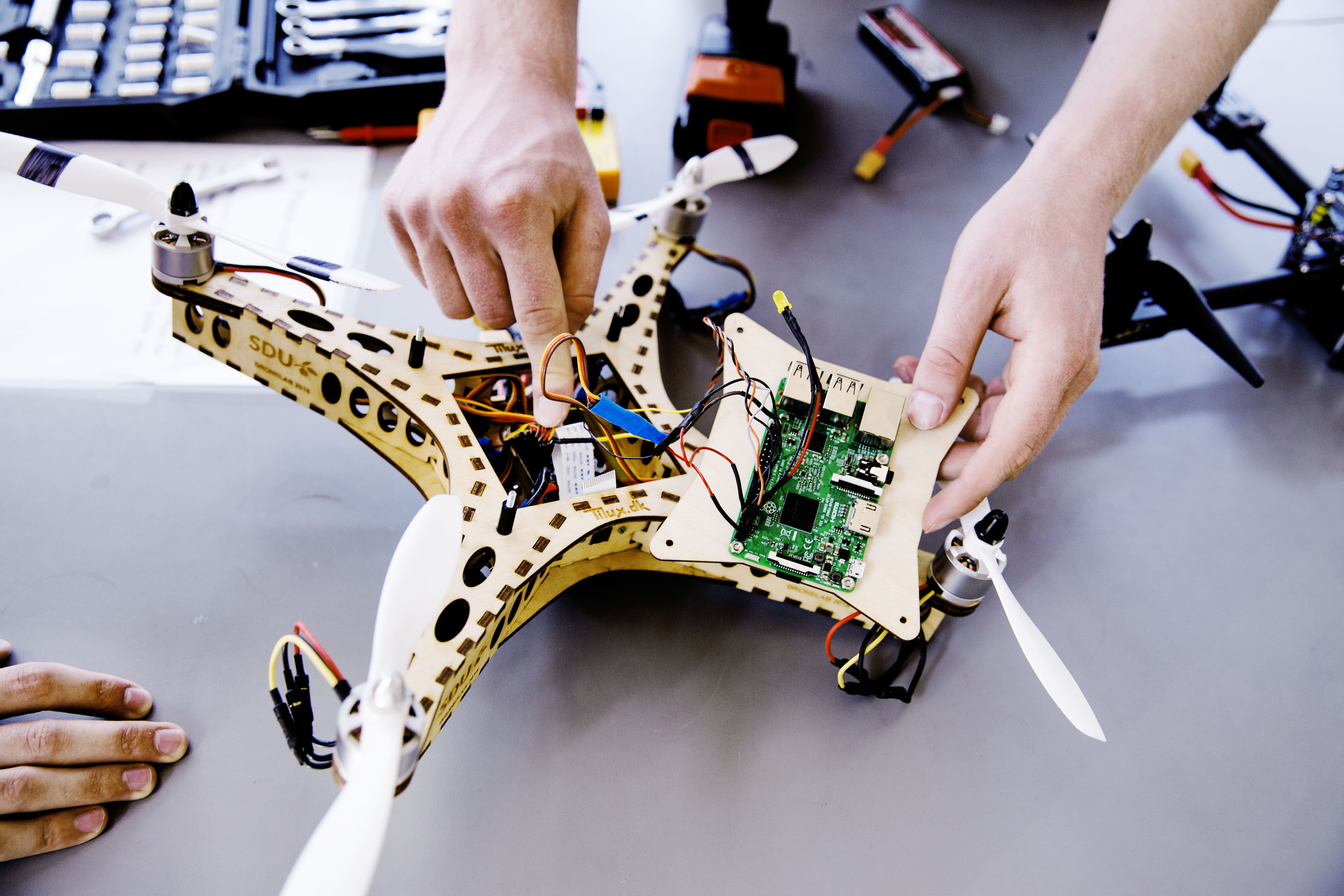 Droneworkshop – byg og test en drone