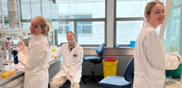 josefine_jasmin_line_clicker