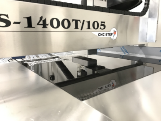 CNCmachine1