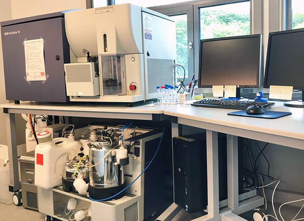 Picture of a FACSAria III flow cytometer