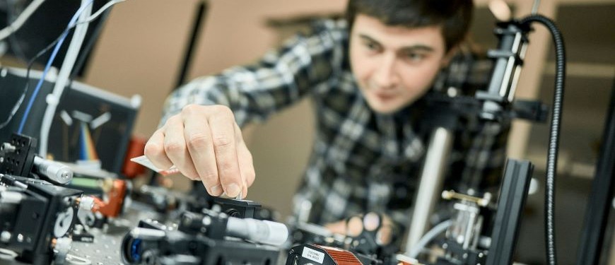 Sergii Morozov in lab