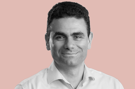 Portrætbillede af professor Nikos Ntoumanis