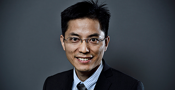 Adjunkt Changzhu Wu fra Institut for Fysik, Kemi og Farmaci