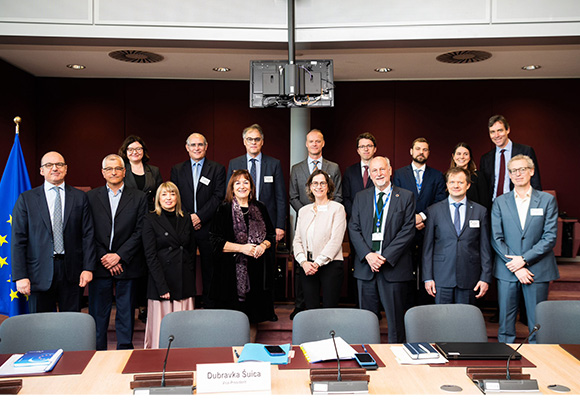 SDU-professor Pieter Vanhuysse at EU Meeting