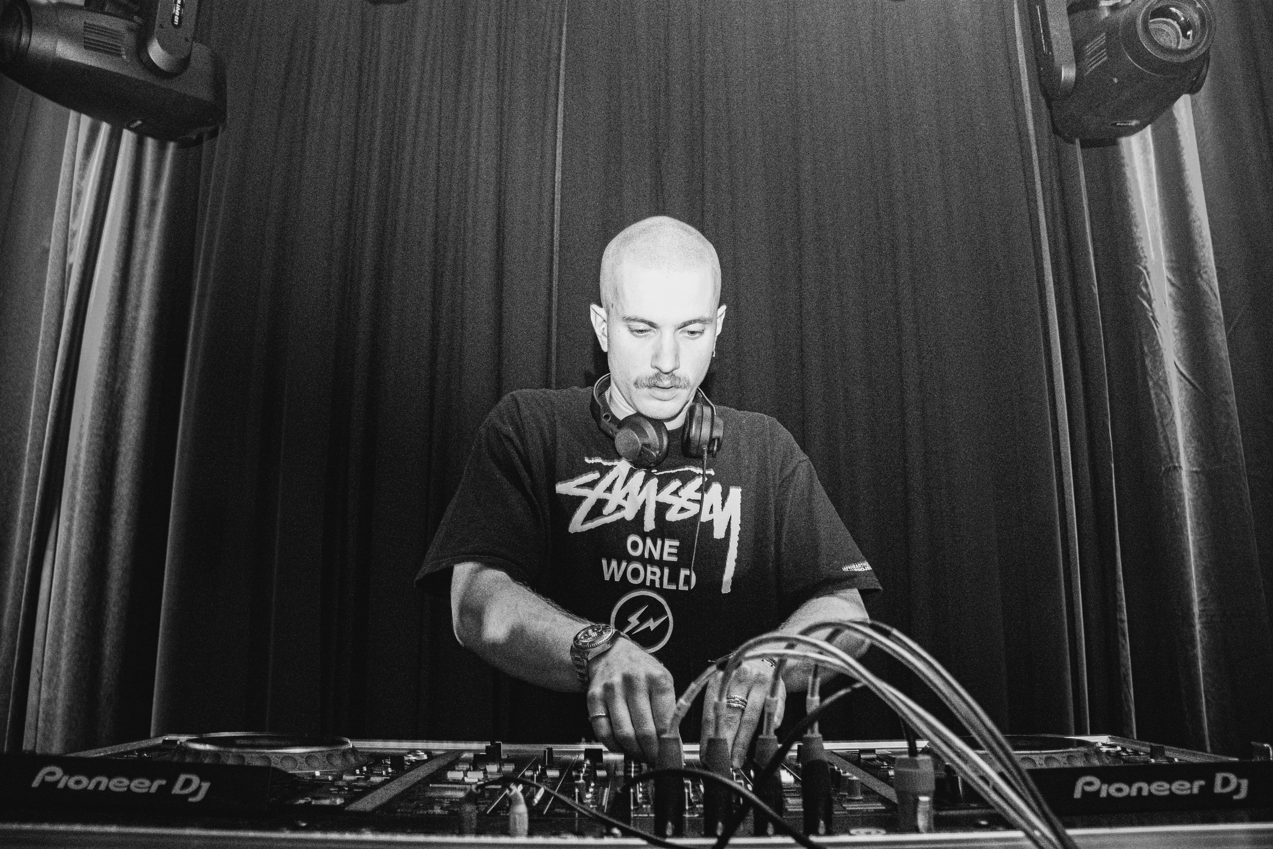 DJ BADSK
