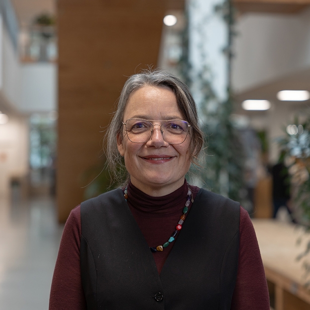 TEMA: Hvordan påvirker AI gruppearbejde? – Erfaringer fra DMJX