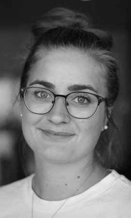 Portrait photo of data analyst Maria Dueholm