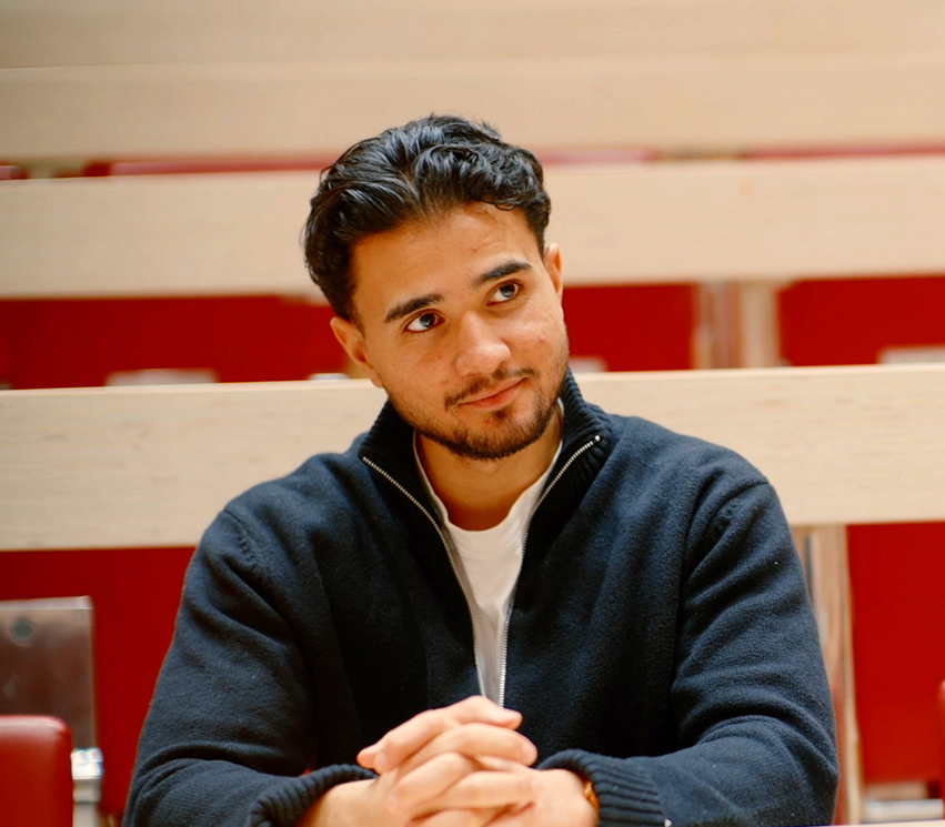 Jamshed - IVK med Engelsk og Sociale medier