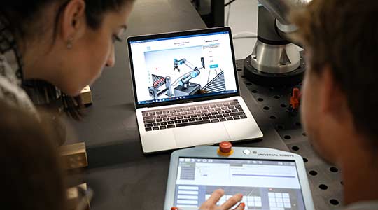 As a BSc in Civil Engineering, you will play a crucial role in developing the climate-friendly solutions of the future for buildings, bridges and cities.