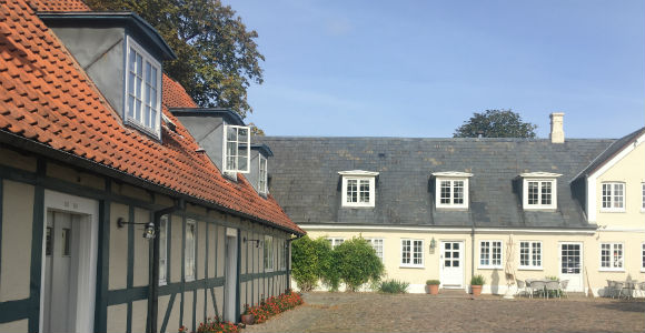 Knudsens Gård