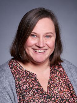 Associate Professor Mina Nicole Händel