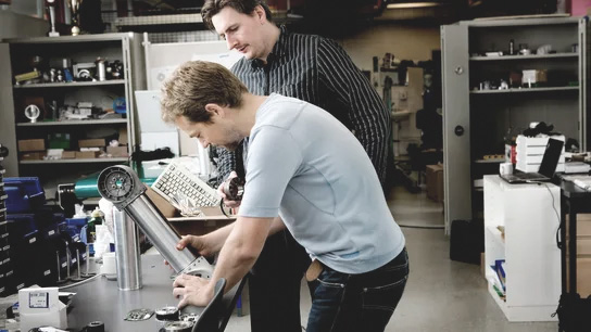 URs grundlæggere Esben Østergaard og Kristian Kassow