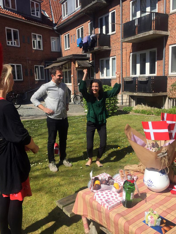 Maria Louison Vang Ph.D. med Corona på sidelinjen